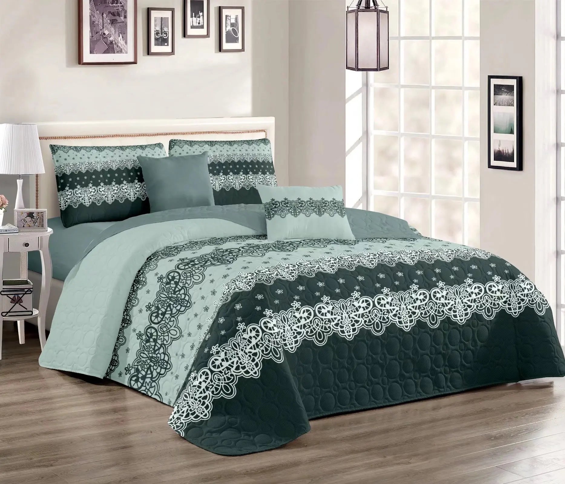 2022 New Design Microfiber Plaid Quilt Set for King Queen Twin Sizes Floral Bedspreads for Home with Christmas Theme