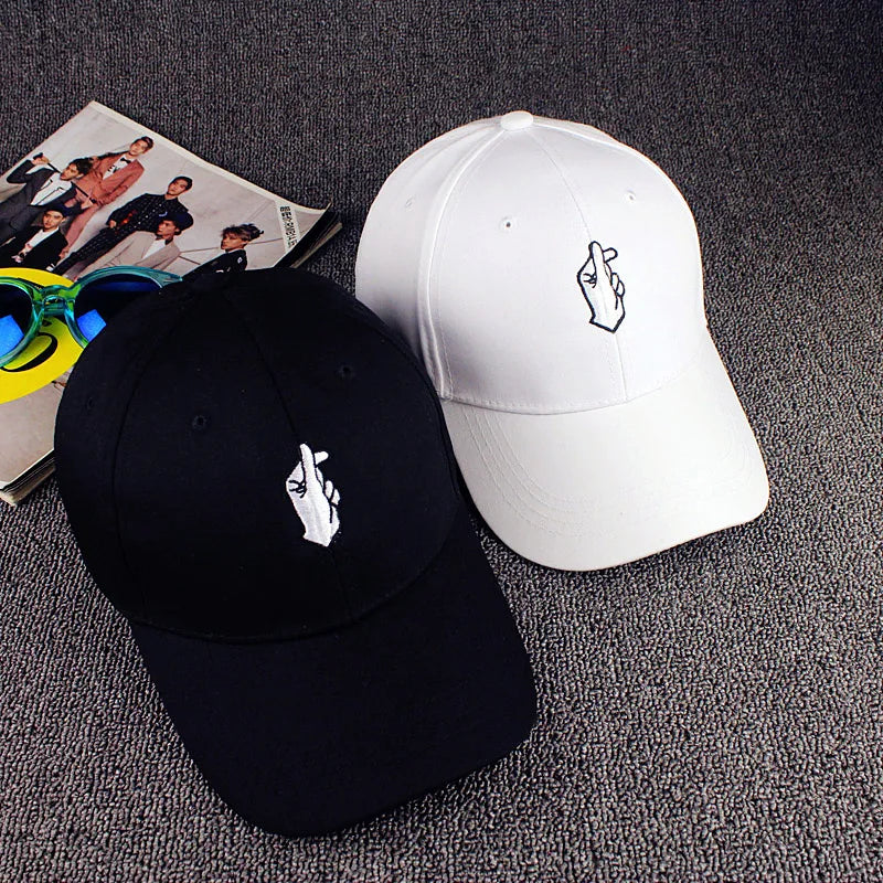 Unisex Trendy Dobby Twill Embossed Common 6-Panel Baseball Caps with Metal Buckle for Outdoor Sports Student Use Dad Hats