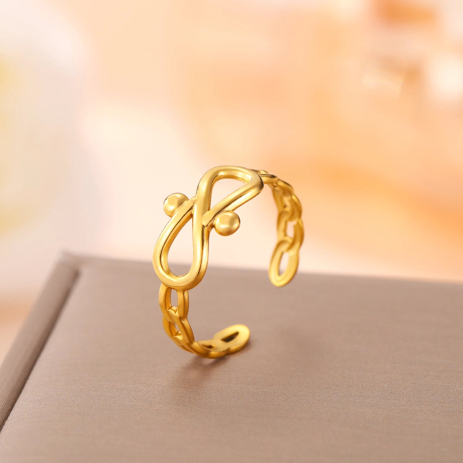 Stainless Steel Hollow Infinite Symbol Ring Gold Knot Infinite Ring for Women Men Wedding Party Ring Jewelry Gifts