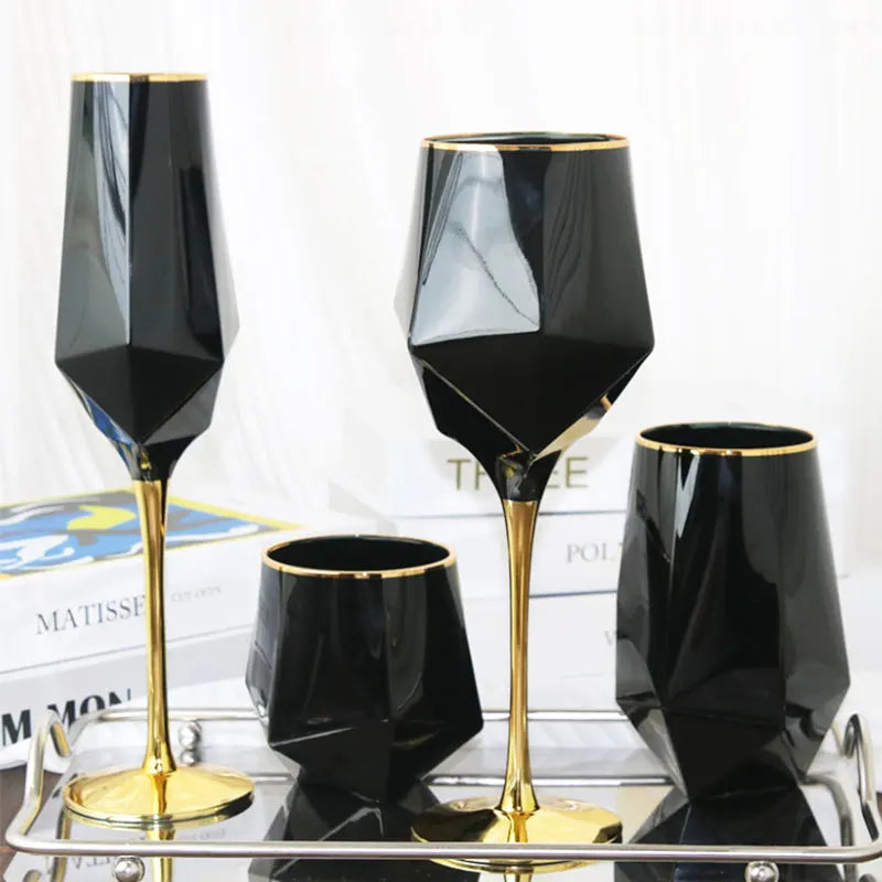 Hot Selling 2025 Luxury Gold Rim Black Special Shaped Beverage Liquid Glass Container