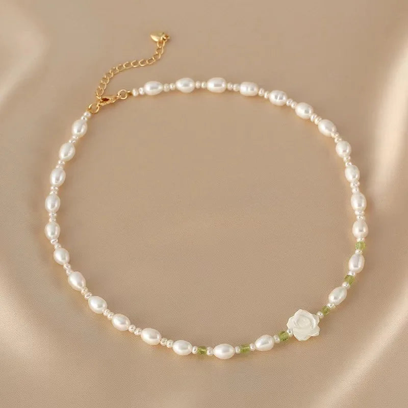 Hot Sell Niche Elegant Style Simplicity Necklace Jewelry Natural Freshwater Pearl Camellia Flower Pendant Neck Chain