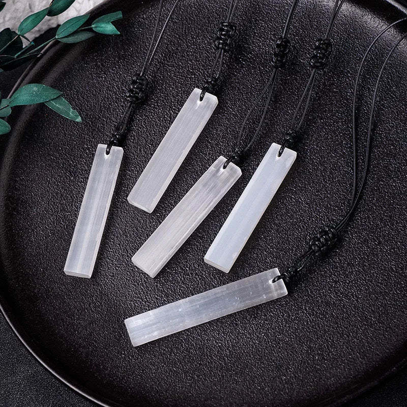 Hot Sale Polished Crystal Stone Love Theme Healing Selenite Stick Pendant for Home Decoration and Gift