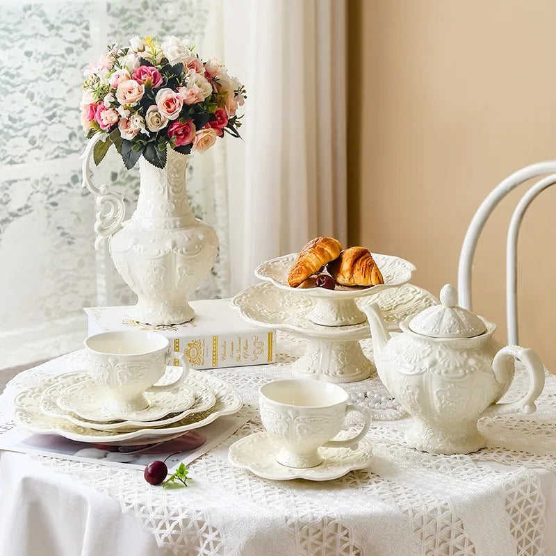 2022 New Arrived Factory Directly Sale Vintage Royal White British Afternoon Tea Cup Set Embossed Teapot Ceramic Dish Plate