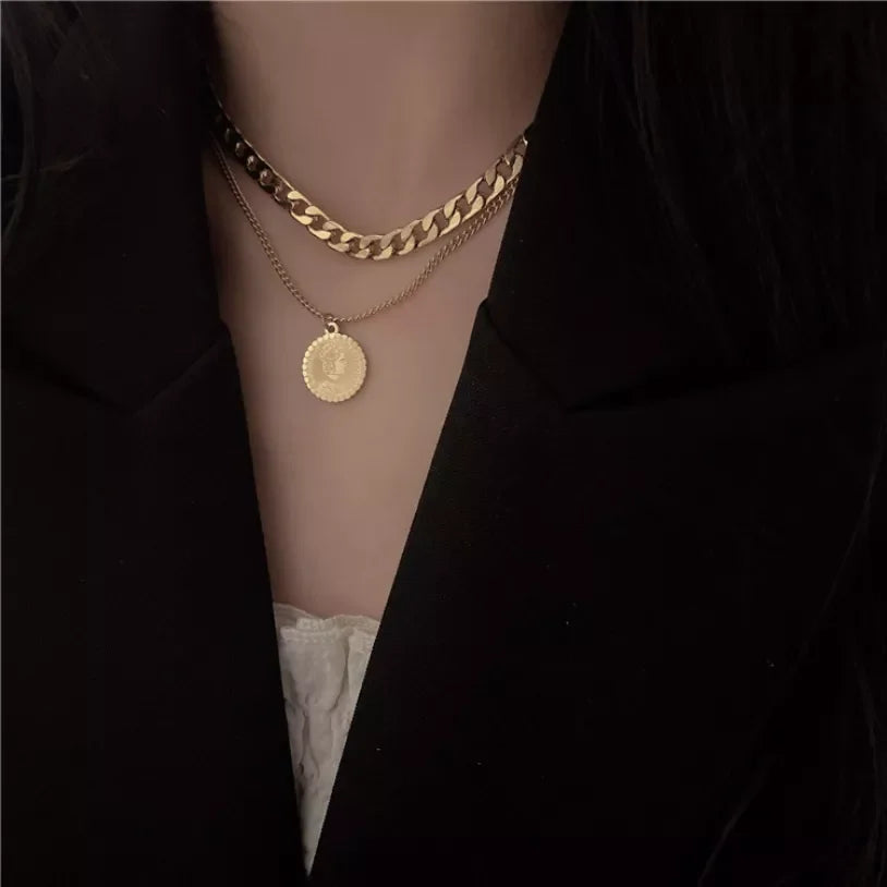 Fashion Queen Elizabeth Coin Pendant Stainless Steel Vintage Clavicle Gold Double Layered Chain Necklace for Unisex