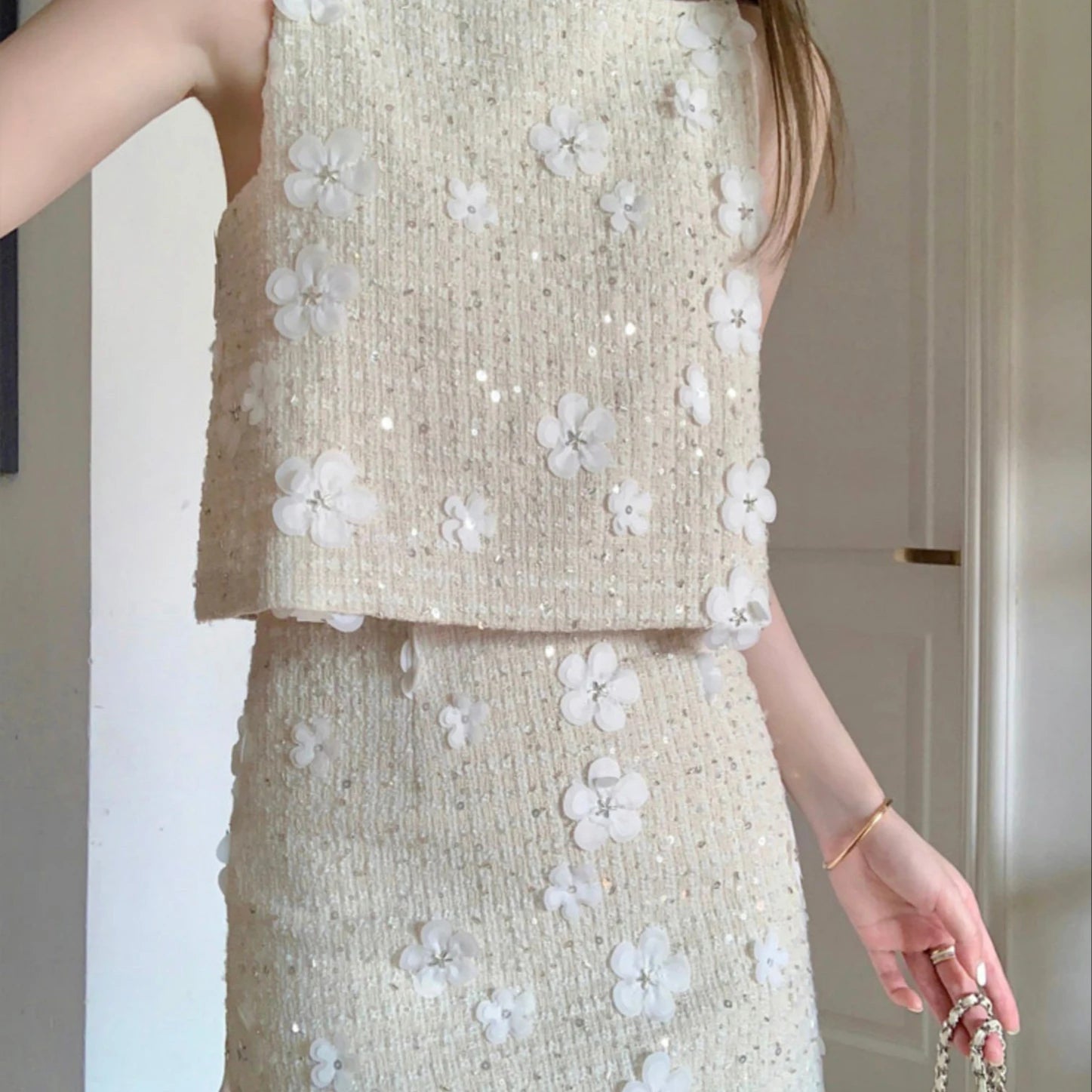 Wholesale 2023 Summer French 3D Flower Tank Top Design Sense Heavy Industry Sequin Half Skirt Women's Set