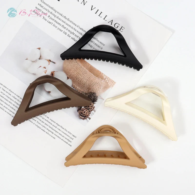 Wholesale Hot Selling Triangle Flat Hair Claws Women Plastic Large Hair Claw Clips