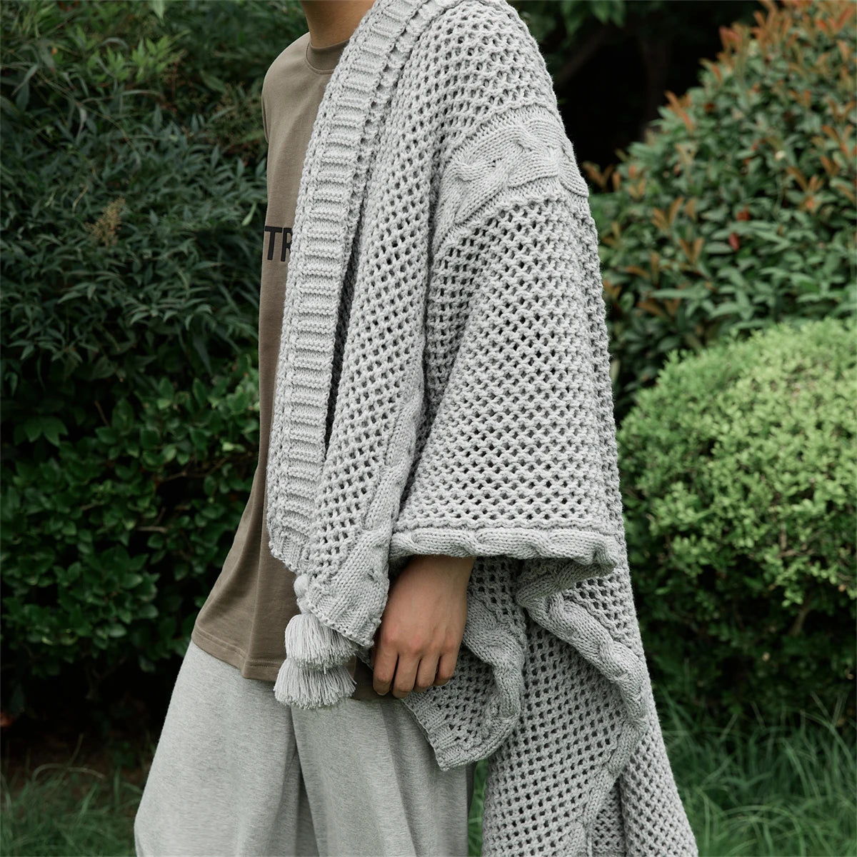 KS New Design Thin Hollow Pompom 100% Acrylic Knitted Throw Blanket Solid Cutout Home