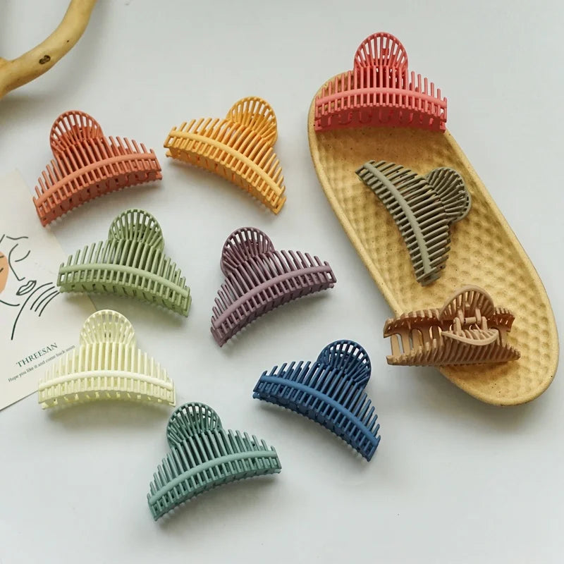 Latest Popular Macaron 9 cm Large Hair Claws Clips for Thick Hair