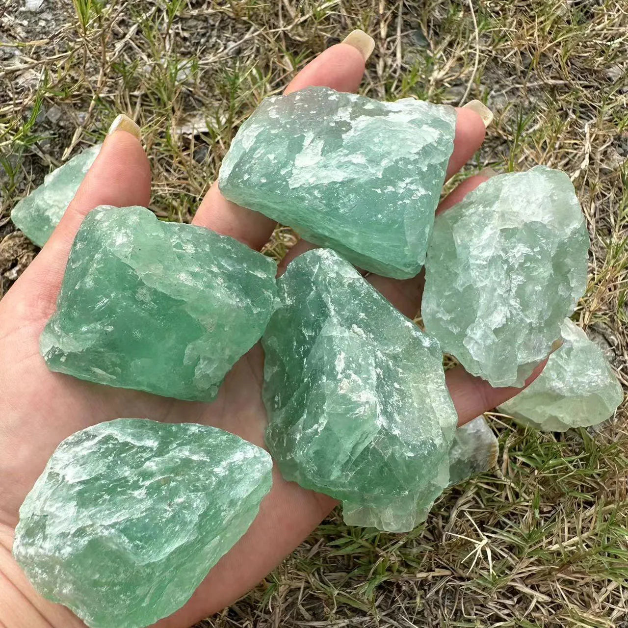 Wholesale Natural Quartz Seven Chakra Raw Crystal Healing Gravels Green FluoriteTumbled Gemstone Rough Semiprecious Stone Crafts