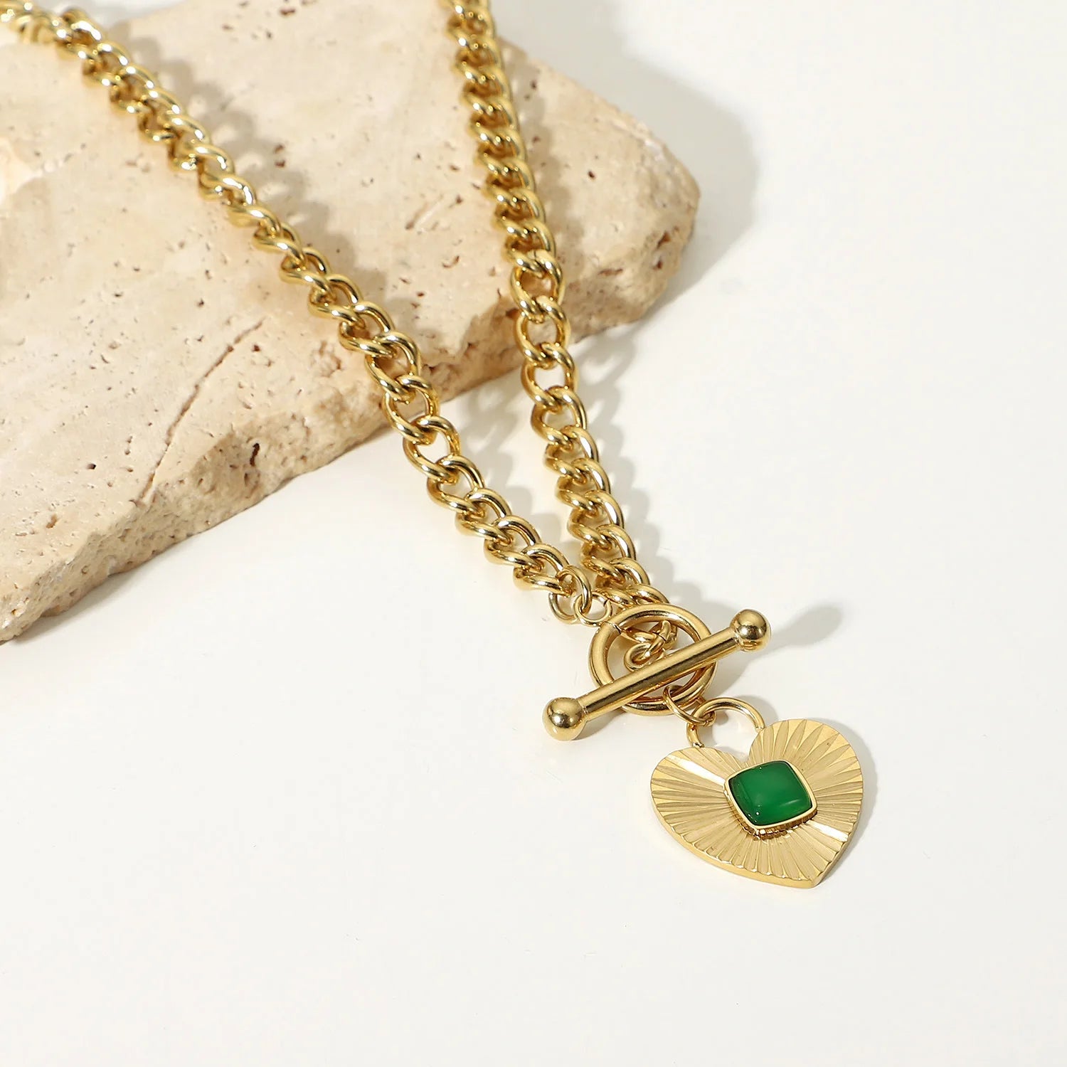 Lateefah Popular Stainless Steel OT Buckle Cuban Chain Inlaid Green Agate Heart Pendant Necklace