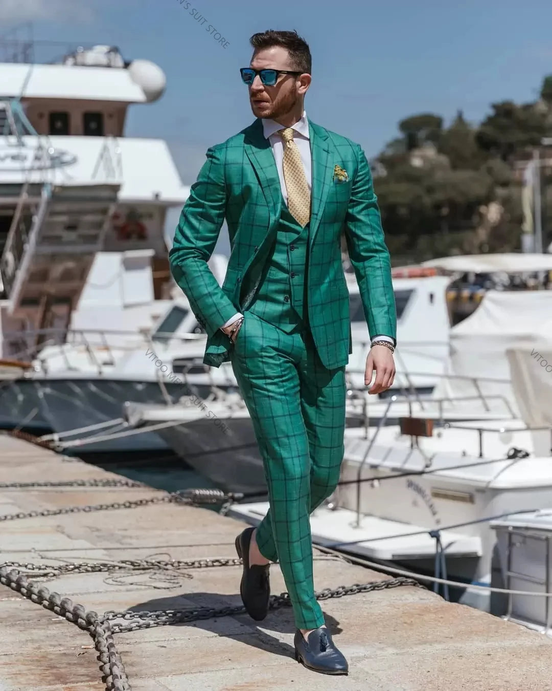 Green Plaid Groom Mens Tuxedos Slim Fit Peaked Lapel Business Wedding Blazer Suits Formal Prom Party Wear(Jacket+Vest+Pants)