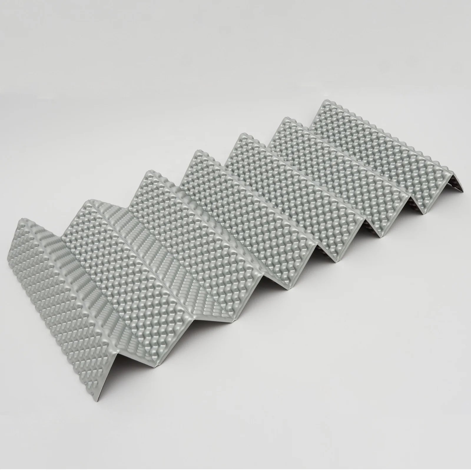 Closed Cell IXPE Foam Folding Camping Insulation Mat Pad Moisture Proof Outdoor for Sleeping Bag Comfort Tent Rocky Terrain
