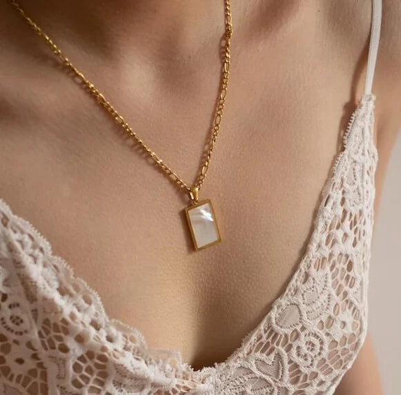 18k Gold Plated High Quality Fashion Jewelry Colorful White Shell Necklace Rectangle Pendant Necklace Stainless Steel Necklace