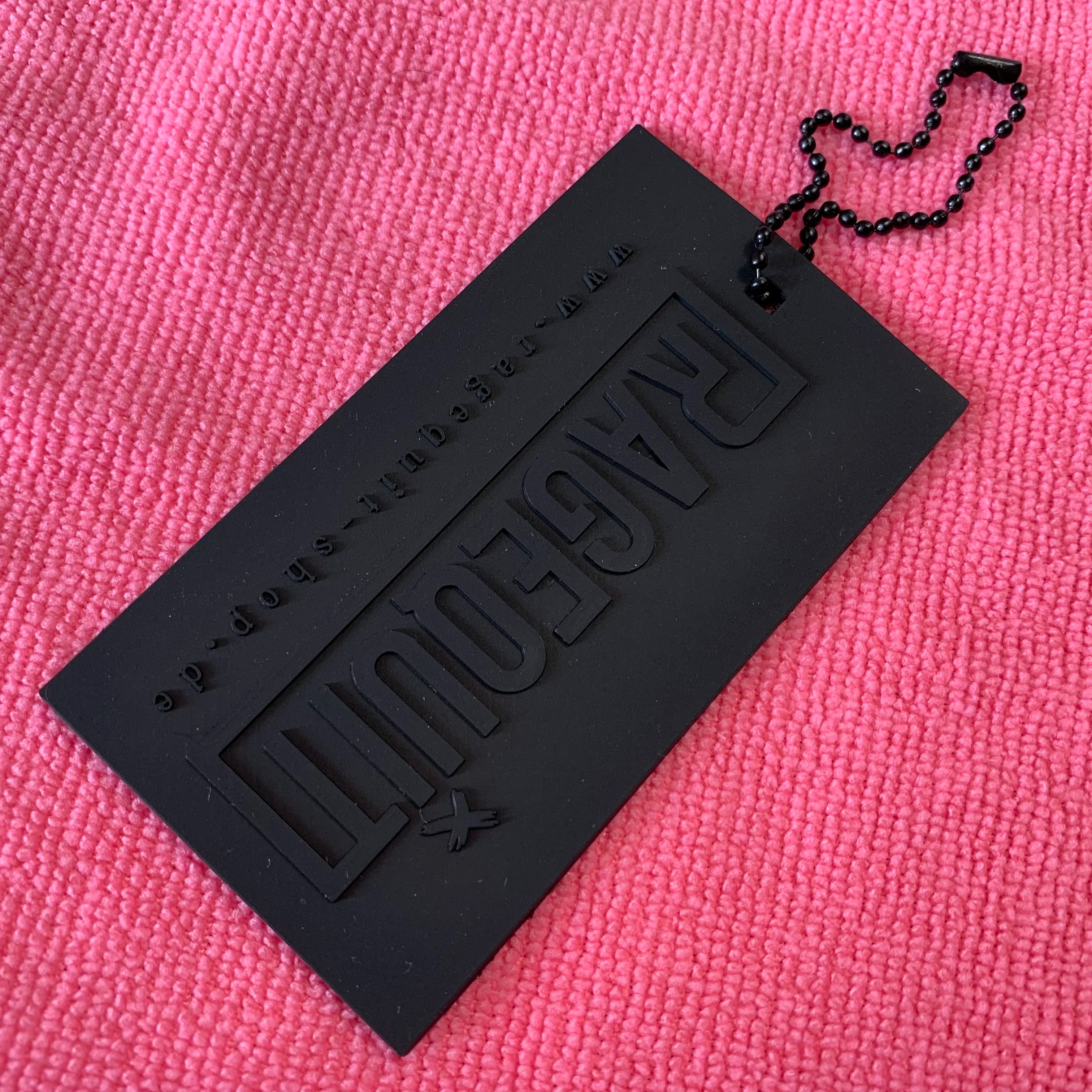 Black Color Waterproof 3D Raised PVC Plastic Rubber hang Tagfancy Design Solid Black Silicone Swing Tag for Clothing