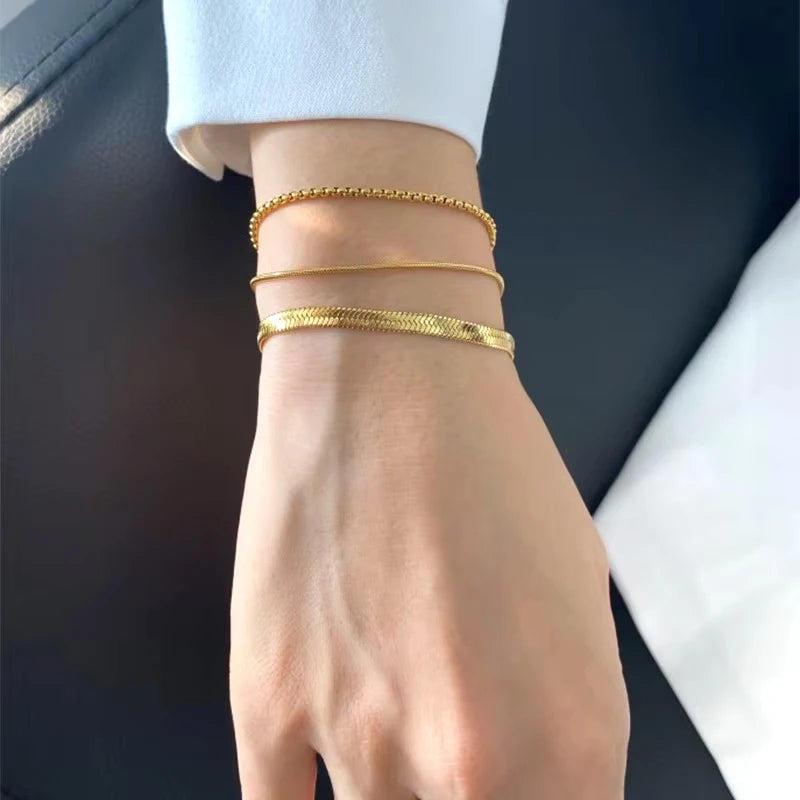 Factory Direct Sales Delicate Tiny 18k Gold Stainless Steel Snake Chain Square Round Bead Chain Bracelet