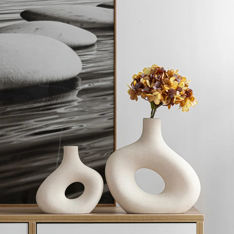 INS  New  Nordic Style Vase Morden White Vase Advanced Biscuiting Ceramic Vase for Home Decoration