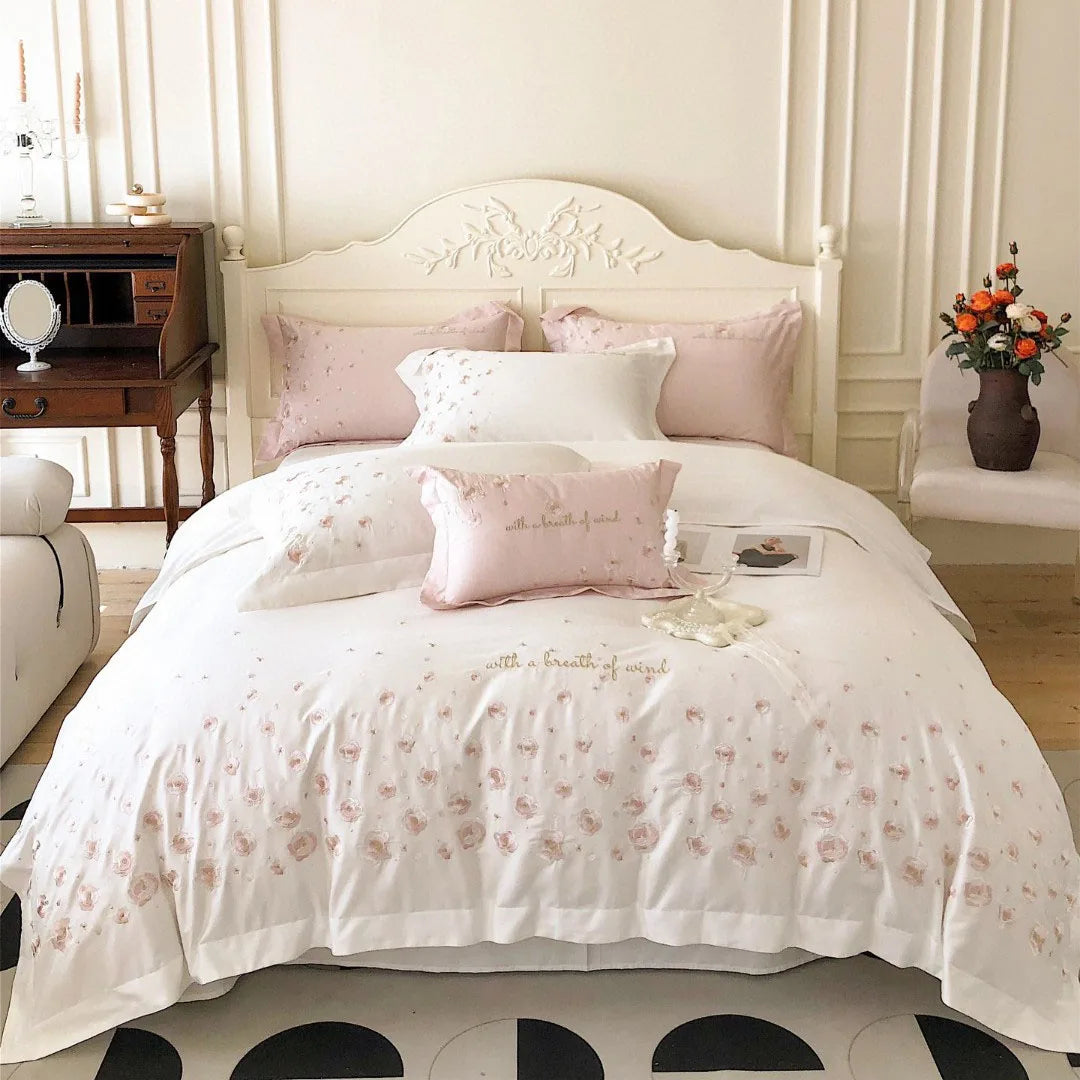 High End Egyptian Cotton Luxury White Flower Embroidered Comforter Duvet Cover Bed Sheets 4pcs Bedding Sets