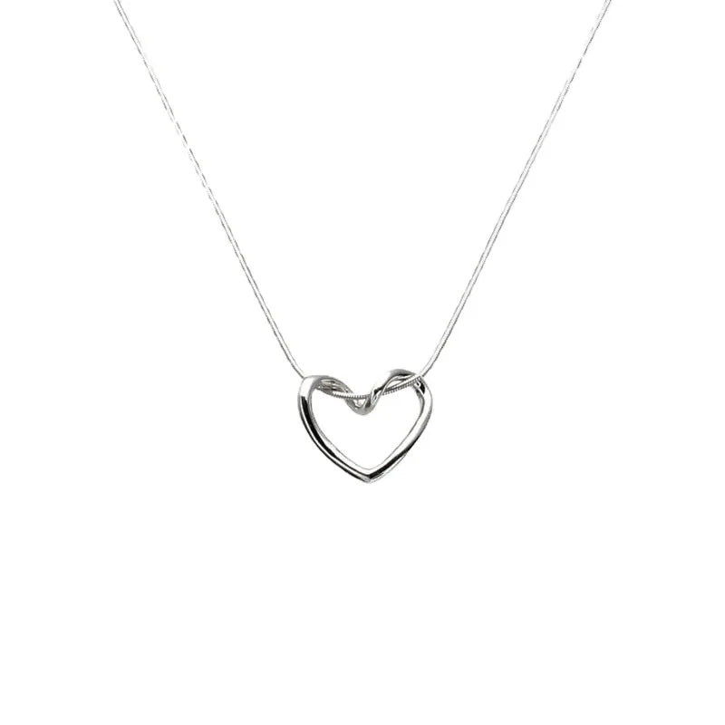 DAIHE Ins Simple Style Non Tarnish Titanium Steel Hollow Heart Fashion Jewelry Necklace