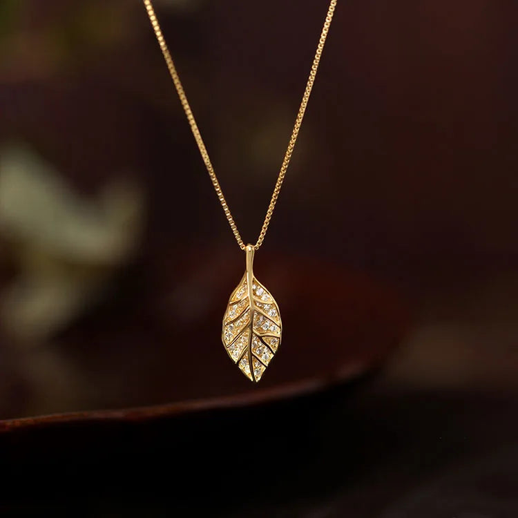 G2380 Wholesale Collier Gold Plated Box Chain Inlay CZ Zircon Leaf Pendant Necklace Women Fashion Jewelry Necklaces