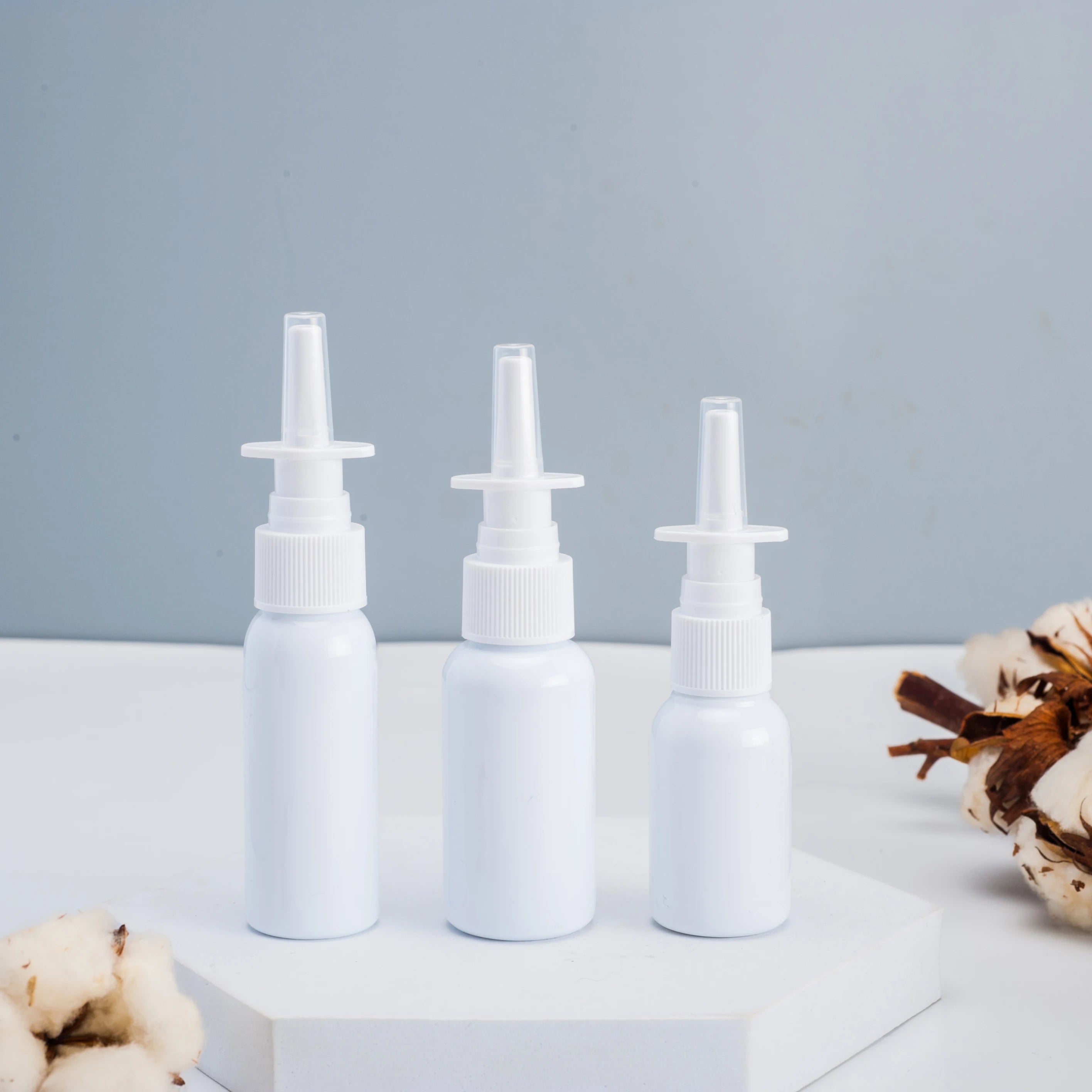 10ml 20ml 30ml PET Plastic Nasal & Oral Throat Spray Bottles with Screen Printing Pump Sprayer for Liquid Medicine