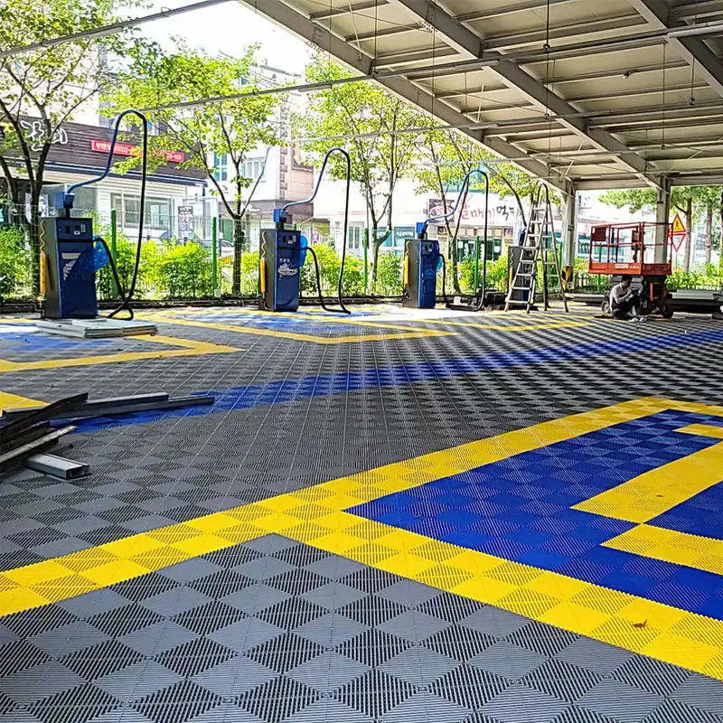 Hot Sale Garage Floor Tiles Stickers Waterproof Plastic PP PVC Interlocking Garage Floor Tiles Portable Floor Mat