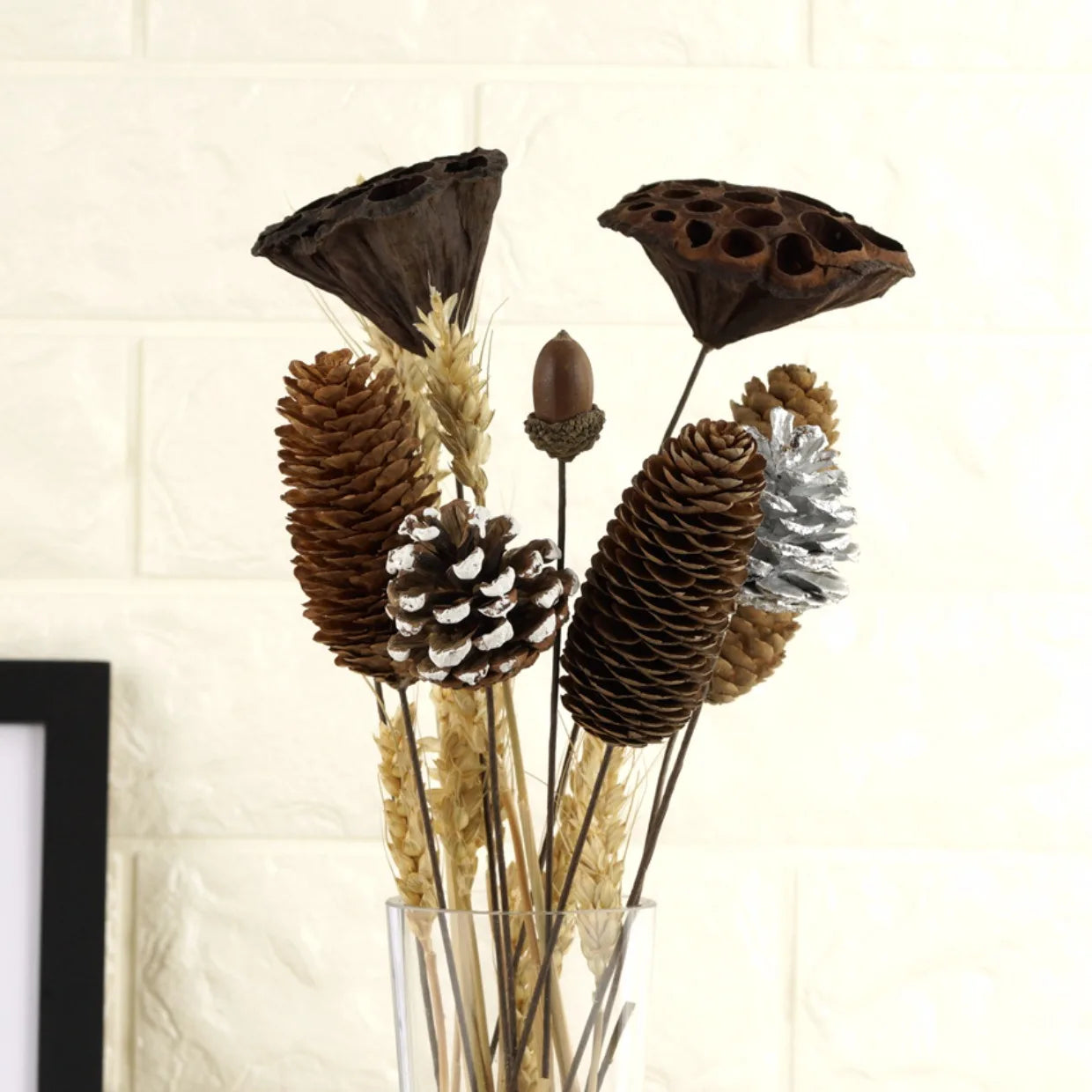 B0344 Wholesale Natural Dried Flower Cotton Pine Cone Lover Grass Eucalyptus Dried Flower Home Decoration Dried Fruit Collection