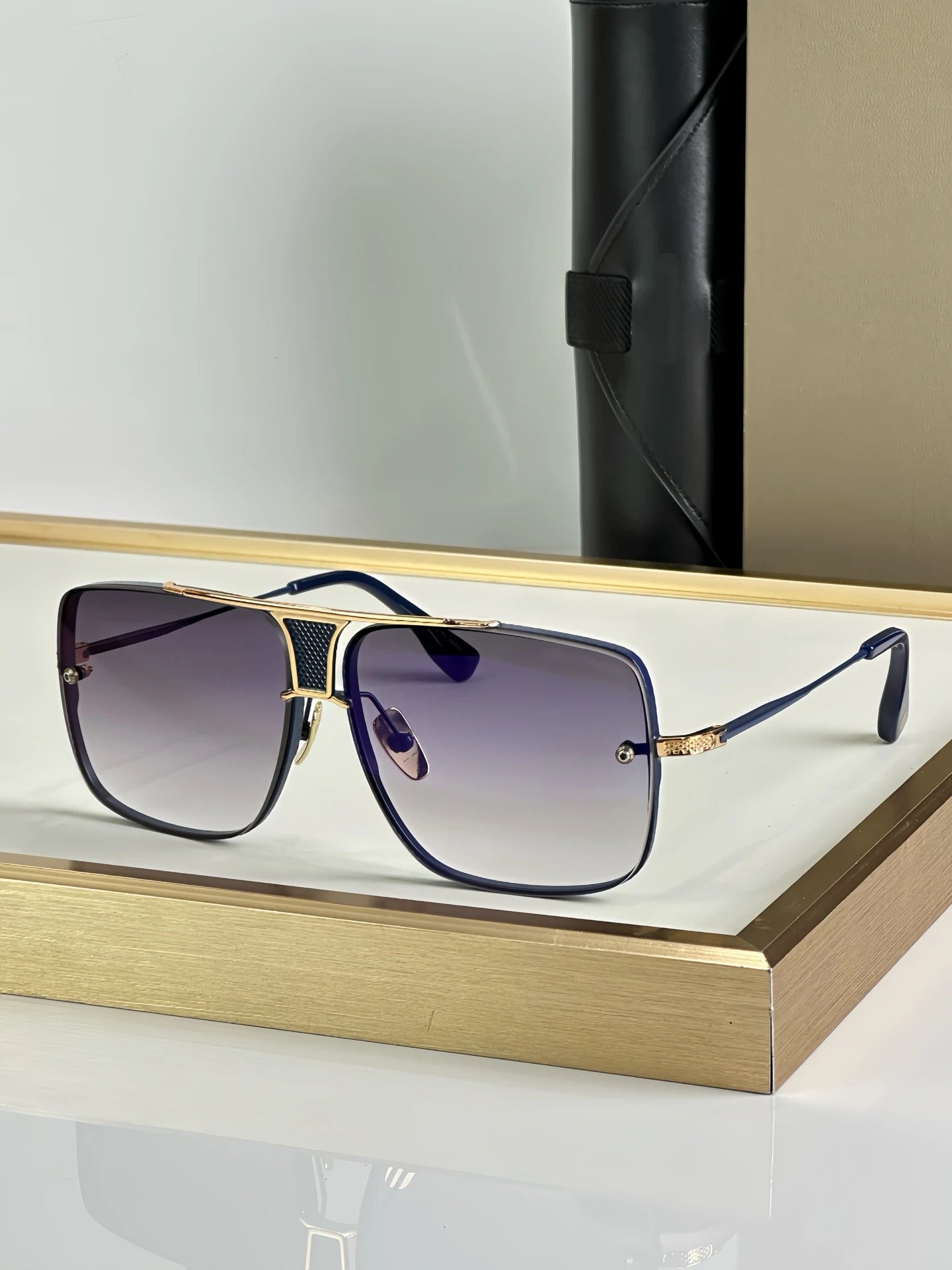 New Brand Designer Luxury Oversized Sunglasses Classic Square High-Quality Sunglasses Luxury Retro Square Sunglasses