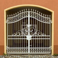 Custom Hand Forged Ornamental Wrought Main Driveway Used Iron Gates Pictures Powder Coated Courtyard