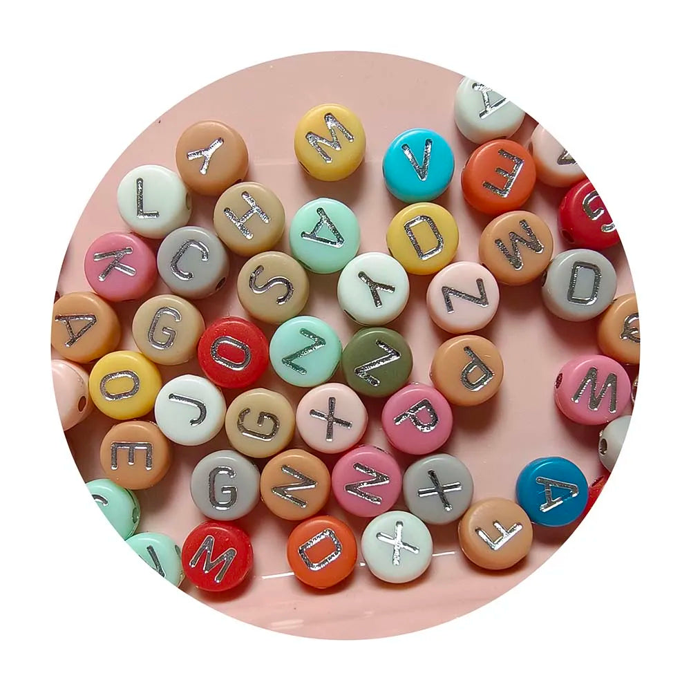 Wholesale 500g/Bag 4*7mm Mix Colors Round Flat Silver English Initial Letters Charms Acrylic Alphabet Beads for Jewelry Making