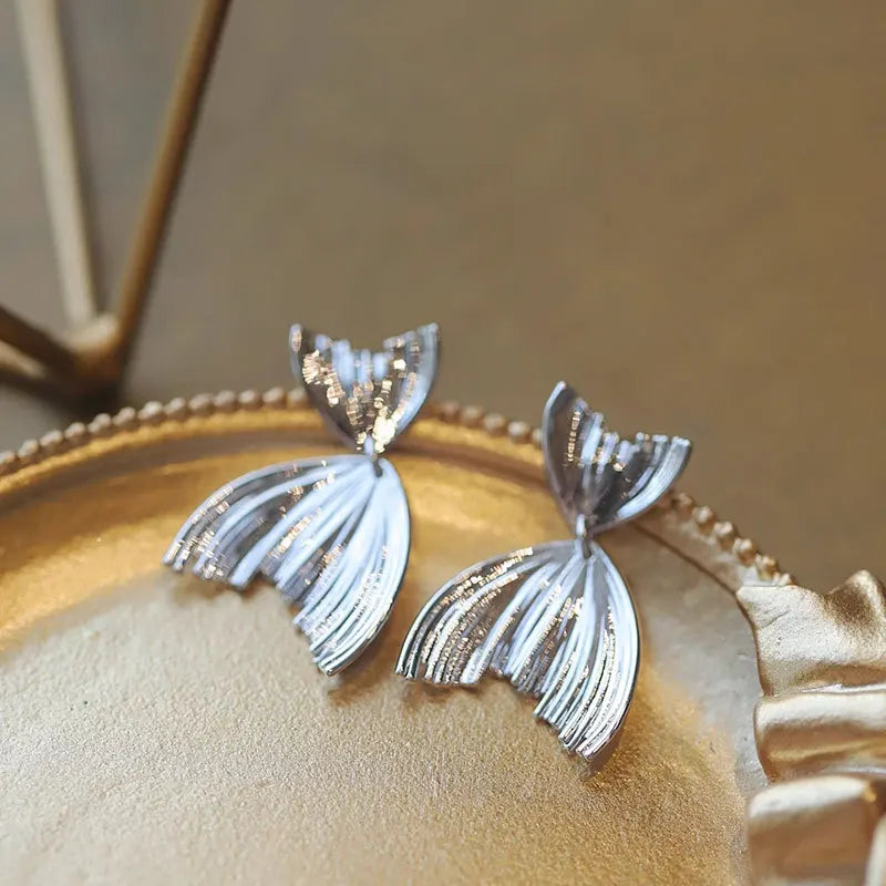 Hot Selling 925 Silver Needle Metal Fishtail Fish Tail Mermaid Earrings Women Exaggerated High-End Luxury Stud Earrings