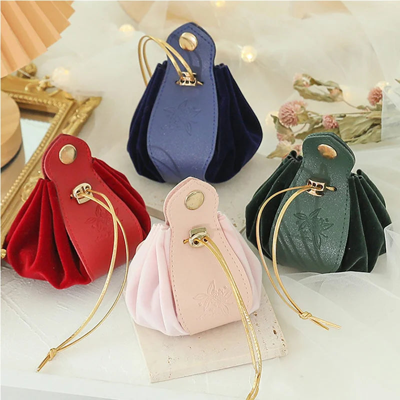 New Creative Velvet Candy Bag Leather Hand Velvet Jewelry Pouch Wedding Party Drawstring Gift Chocolate Pouch Case