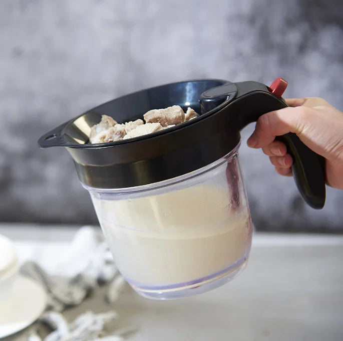 4 Cup Plastic Fat and Gravy Separator Strainer 1 Liter Capacity With Bottom Release Dispensing Feature