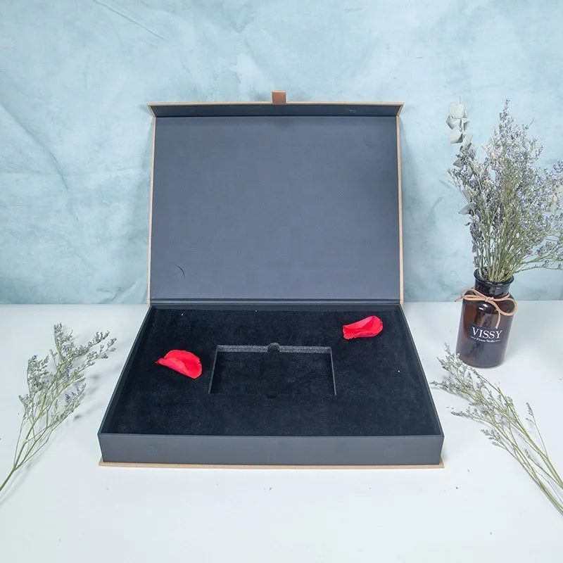Customizable Embossed Printing Cardboard Business VIP Membership Card Gift Box with Glossy/Matt Lamination