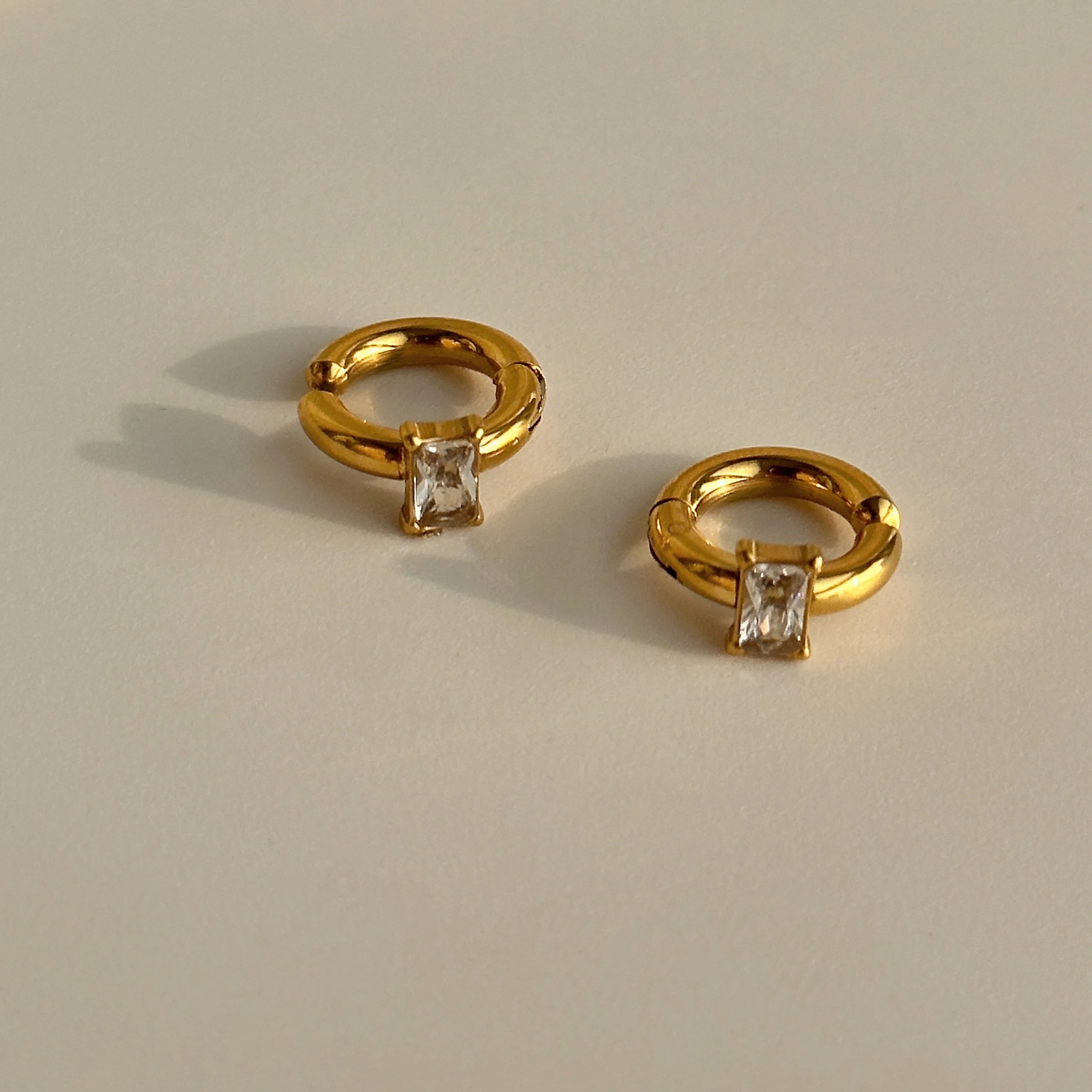 2024 Dazan New 18k Gold Plated Unique Hypoallergenic Stainless Steel Polished Minimalist 5A White Zircon Earrings