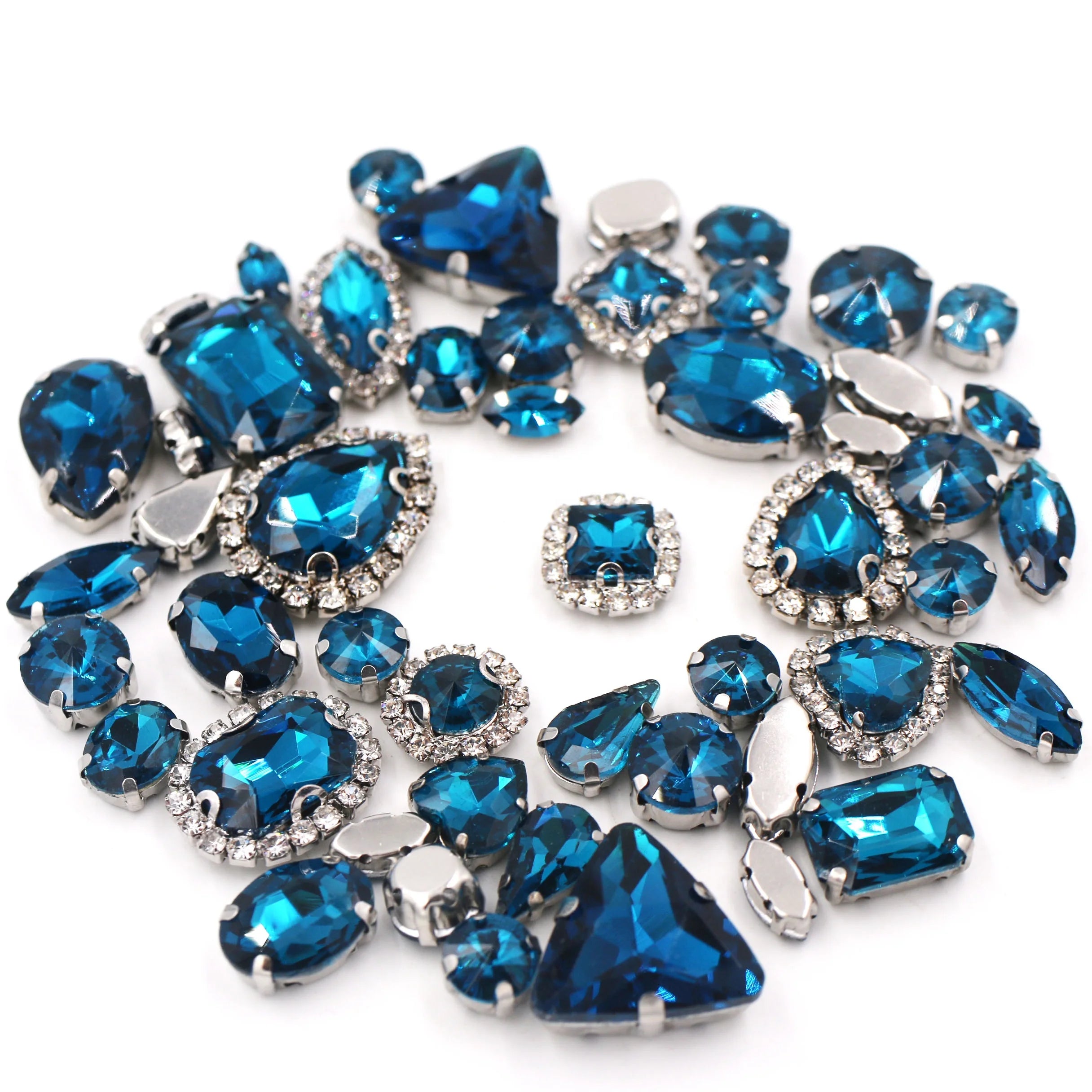 Wholesale 3D Peacock Blue Mixed Claw Diamond Crystal Buckle Rhinestones with Sew-On Silver Claw for Decoration