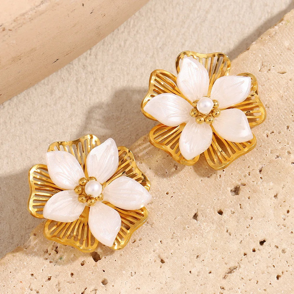 Minimalist Double Flower Earrings Shell Stud Earrings PVD 18K Gold Plated Stainless Steel Earrings for Women