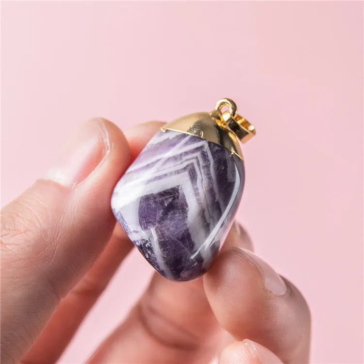 2026 China Factory Seller tumbled semi precious stones pendant angel aura quartz healing stone natural nativa gems