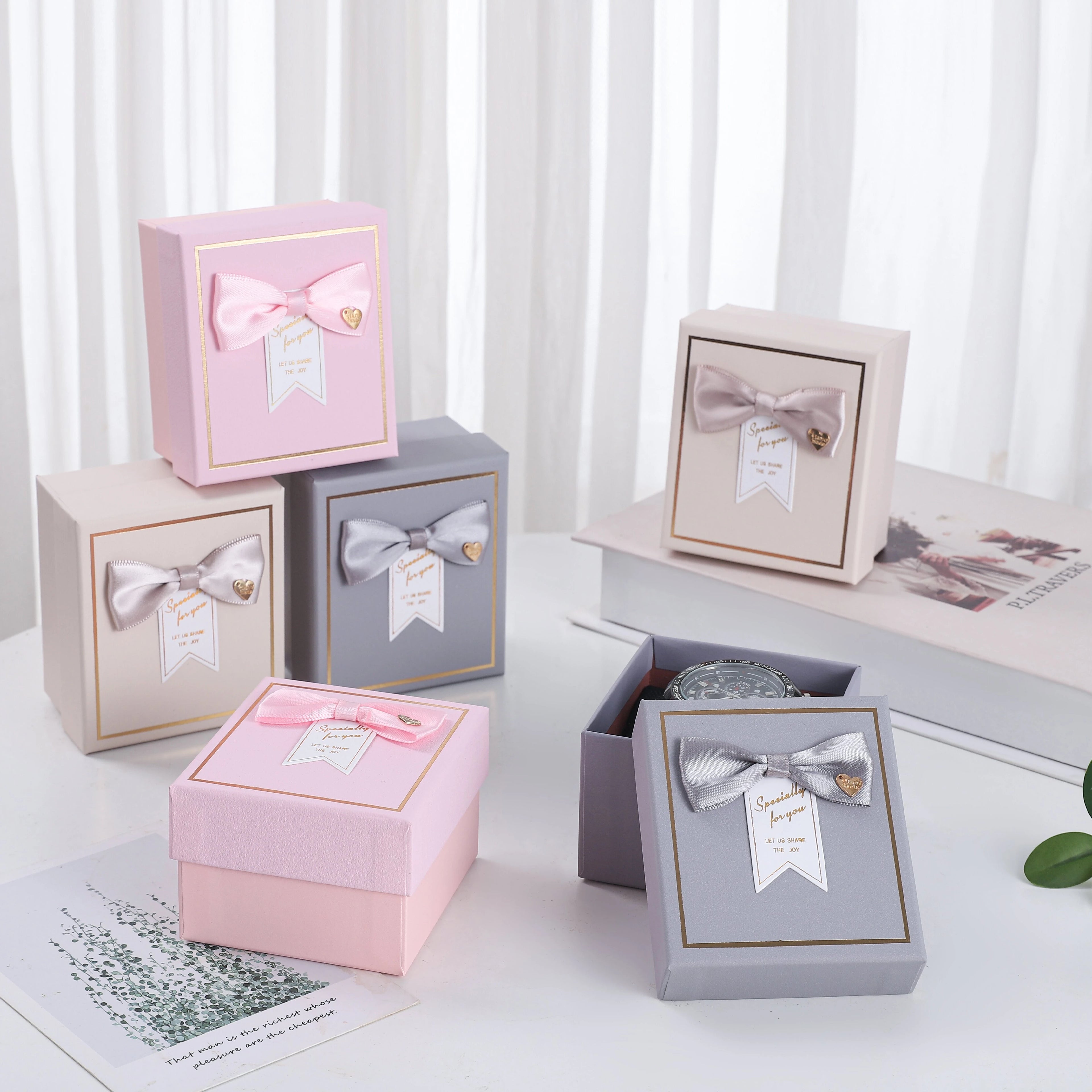 Premium Touch Paper Square Watch & Jewelry Box with Recycled Materials Customizable Gift Packaging Box with Bow