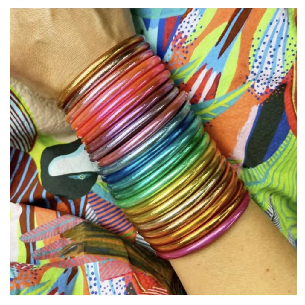 New Arrival Shiny Gold Foil Color Pvc Silicone Glitter Bling Jelly Bouddhiste Silicon Bangles Official Bracelet  for Women