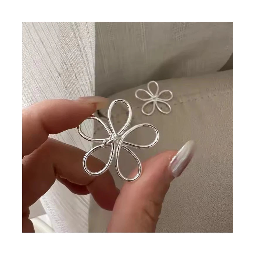 Elegant S925 Sterling Silver Hollow Big Chunky Flower Stud Earrings for Women Gifts
