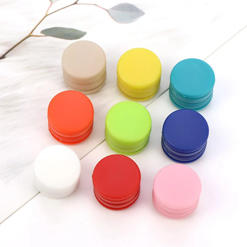 Wholesale 4-Part Fancy Plastic Snap Buttons T3 T5 T8 with Glossy Matt Surface 60 Colors Decorative Button for Decorative Purpose