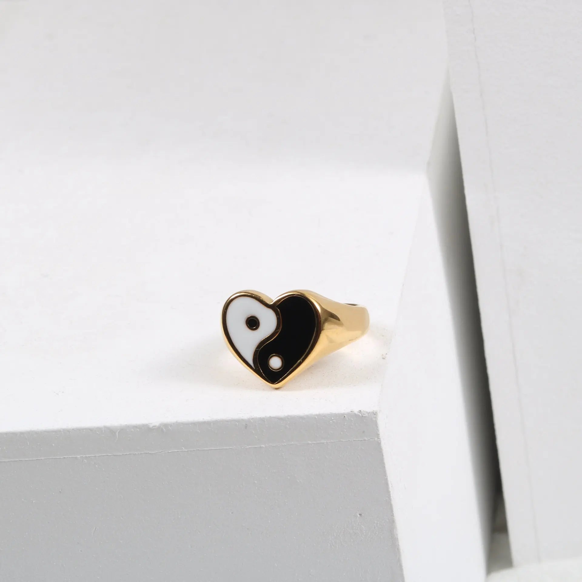 Joolim Jewelry Wholesale High End PVD Fashion Dainty Black&White Checkerboard Enamel Inlay Stainless Steel Ring for Women