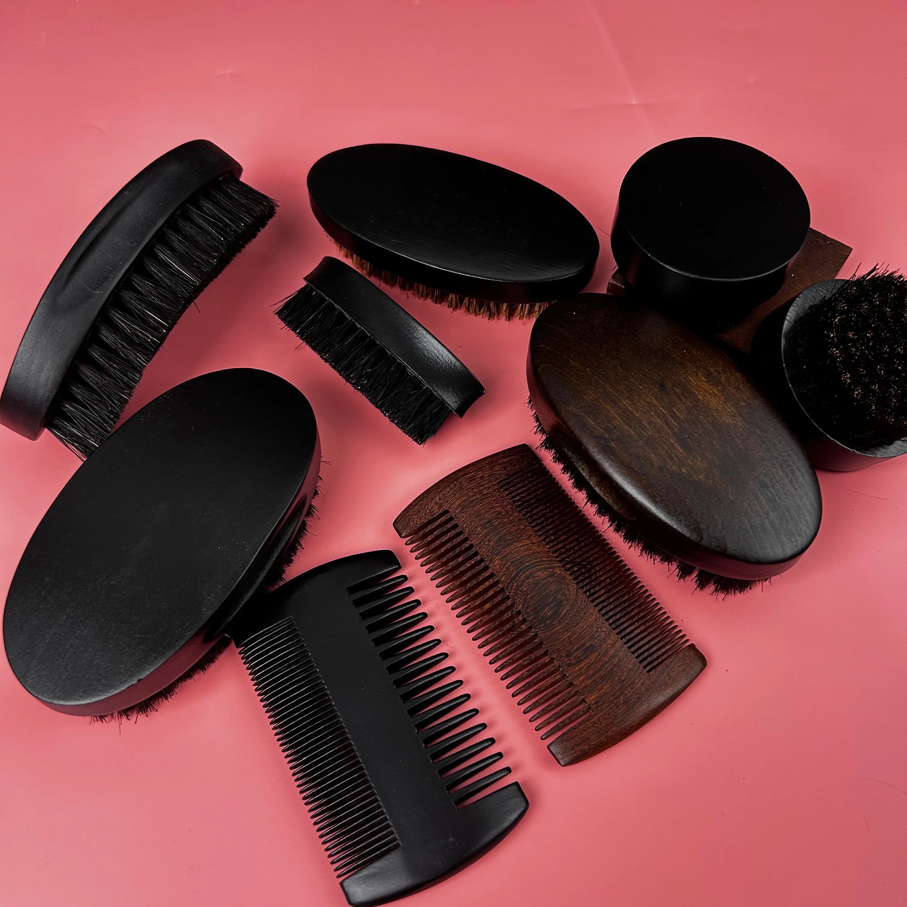 Professional Black Wood Salon Custom Logo Curved Handle Beard Wave Brush for Men