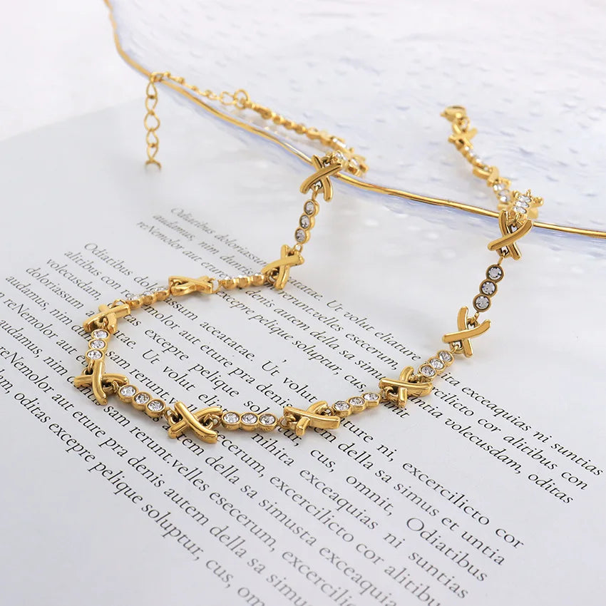 Vintage Cross Necklace 18K Gold Plated Stainless Steel Waterproof Hypoallergenic Snake Chain Geometric Trendy Choker Women
