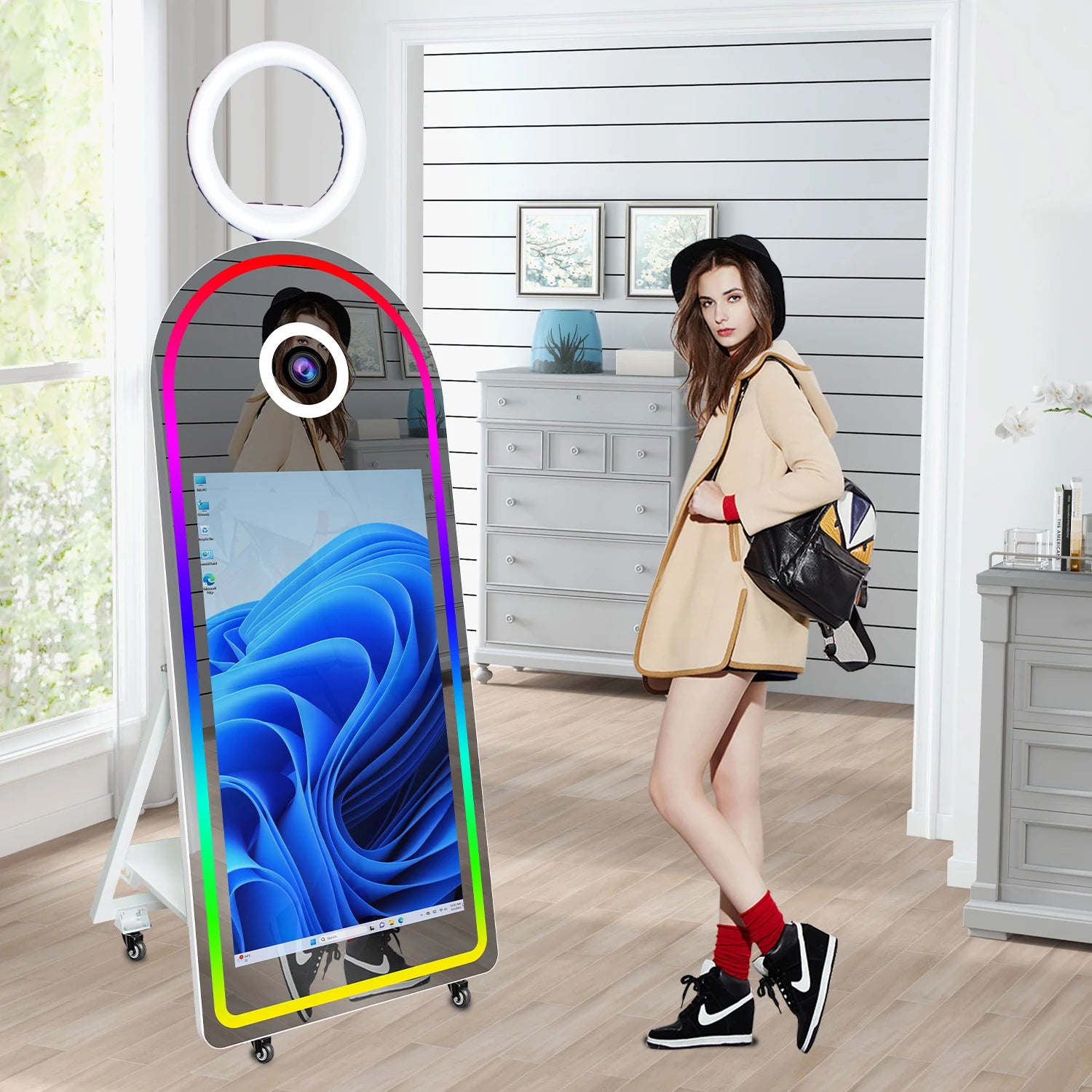 Fast Delivery 43 Inch Touch Screen Arch Magic Mirror Photobooth Machine Selfie Instant Print Photo Booth Compatible with Printer
