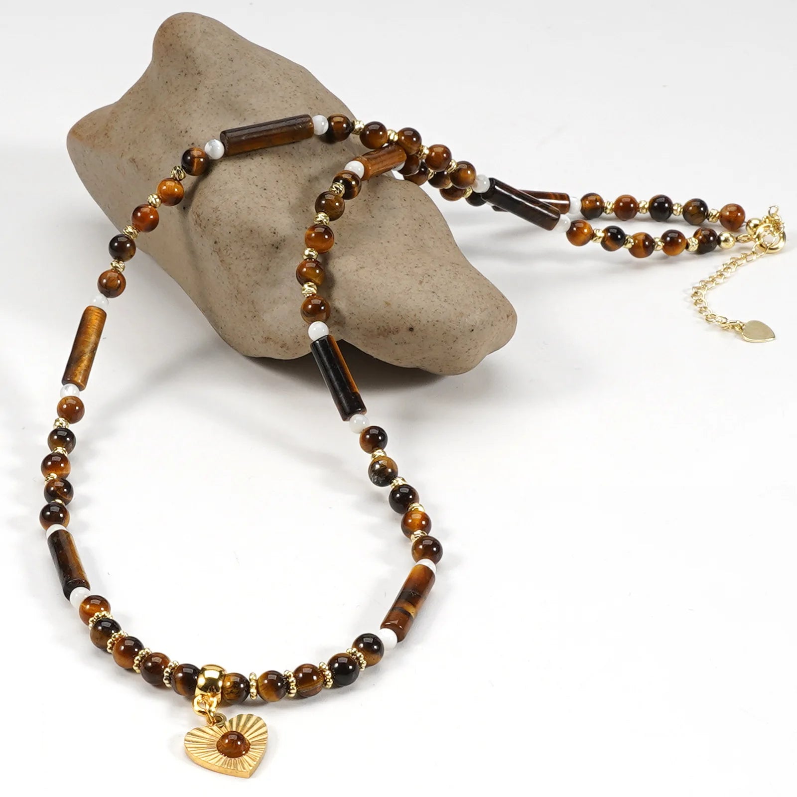 Natural Tiger Eye Stone Necklace for Women Men Heart Pendent Beaded Necklace Choker Healing Crystal Stone Bracelet Jewelry