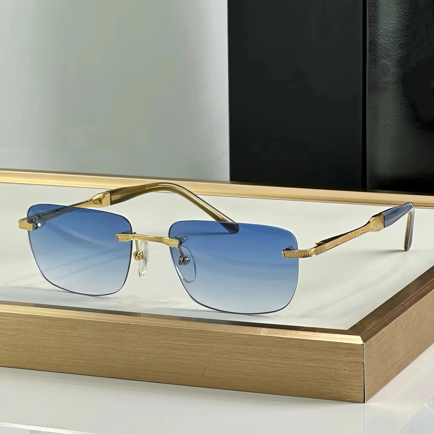 New Cutting-Edge Frameless Trend Sunglasses for Men Outdoor Driving Sun Shades Fashion Brand Sunglasses for Women