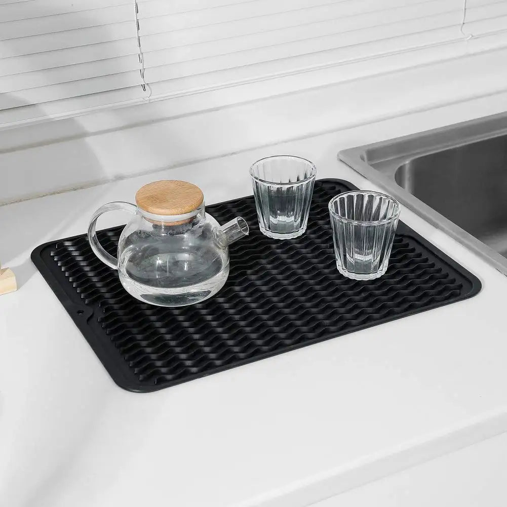 Silicone Dish Drying Mat for Multiple UsageEasy CleanEco-friendlyHeat-resistant Silicone Mat for Kitchen Counter or Sink