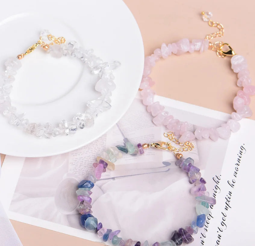 Ins Fashion Popular Natural Irregular Crushed Stone Pink Crystal Rose Quartz Clear Quartz Fluorite Bracelets for Women Girls