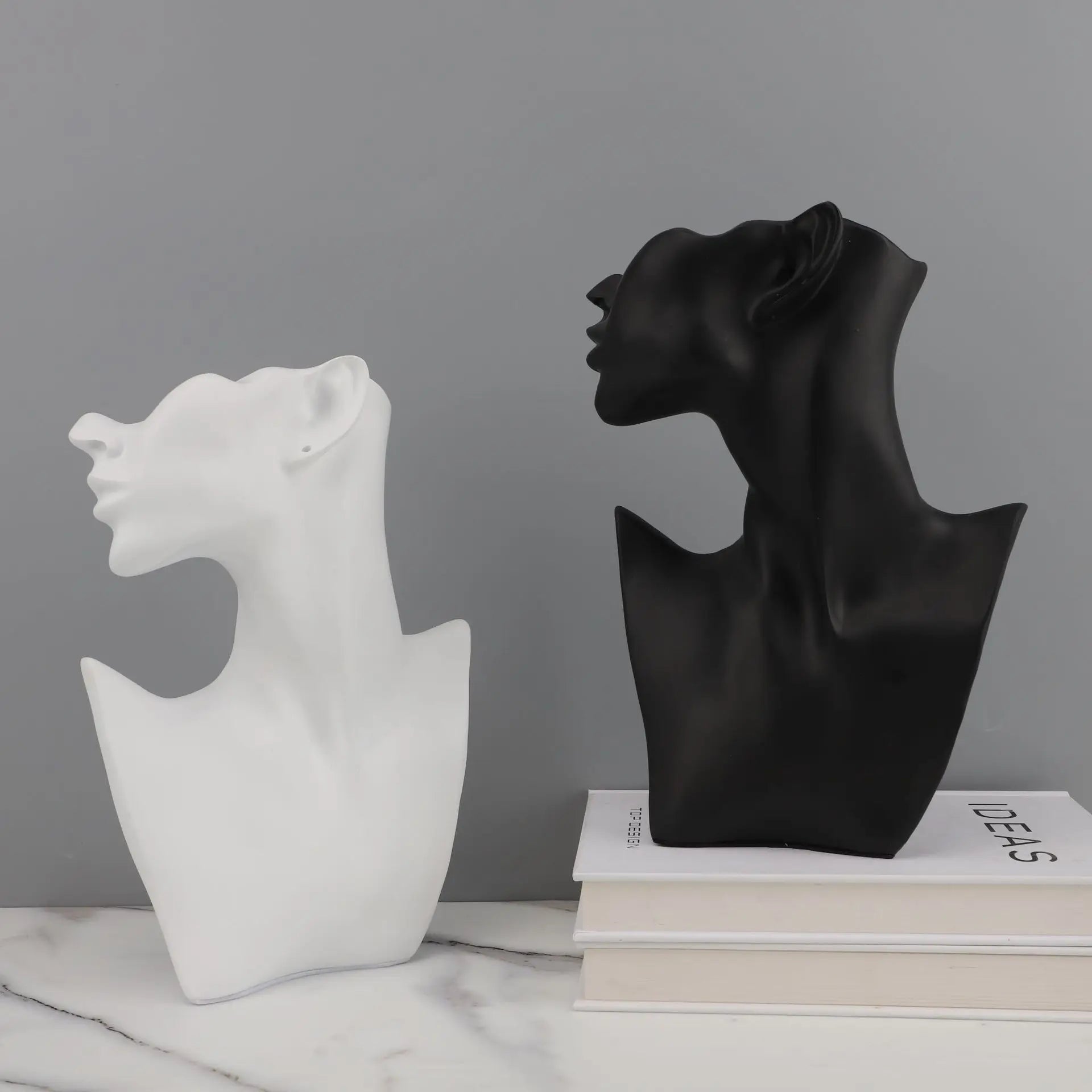 Modern Simple Creative Resin Character Ornament Living Room Cloakroom Desktop Art Soft Decoration Resin Art Crafts
